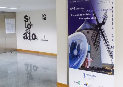 Entrada a la sala